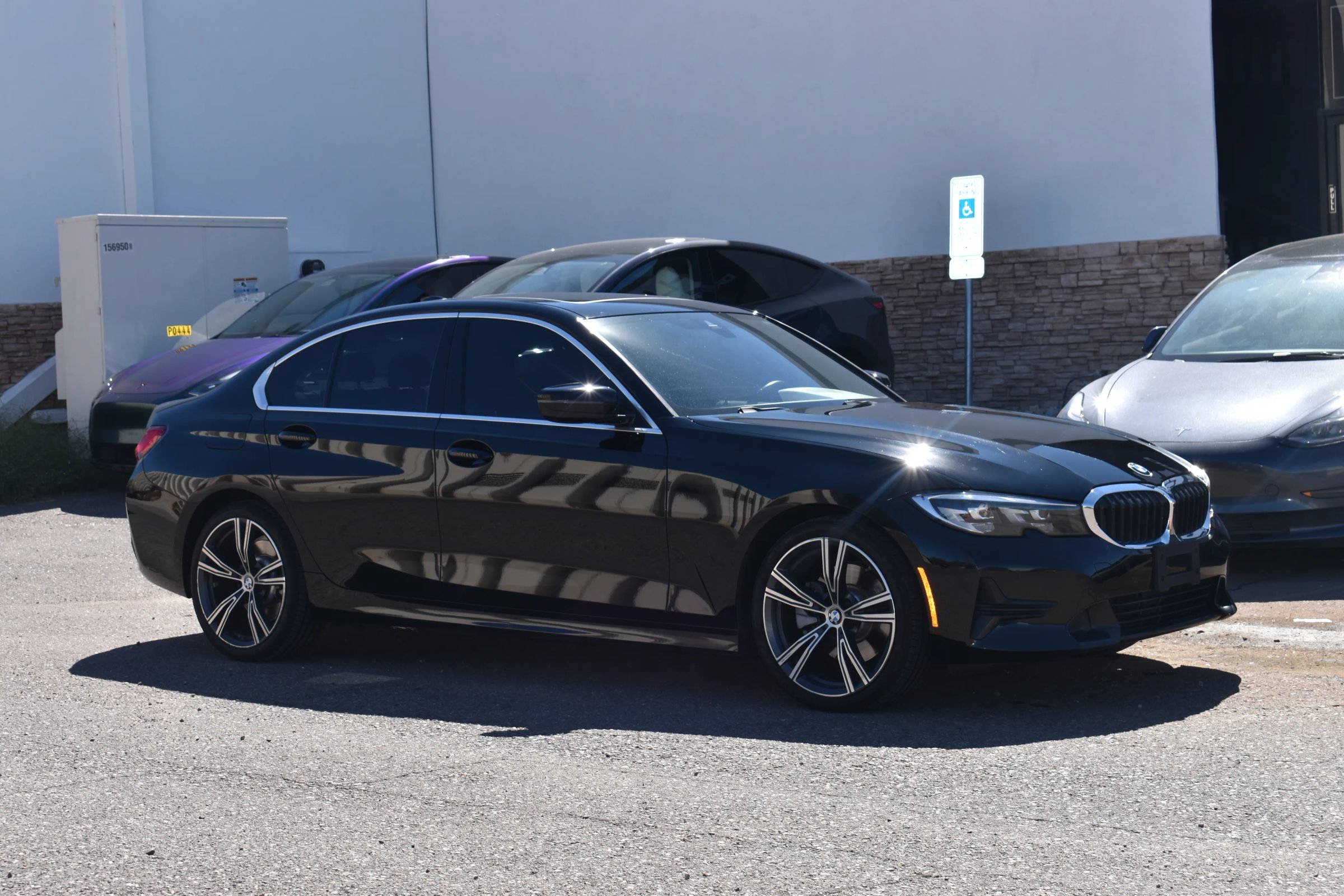 Used 2021 BMW 330e w/ Driving Assistance Package RWD image 4