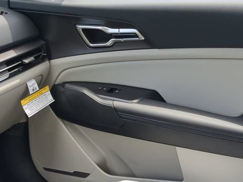 New 2026 Kia Sportage EX image 14