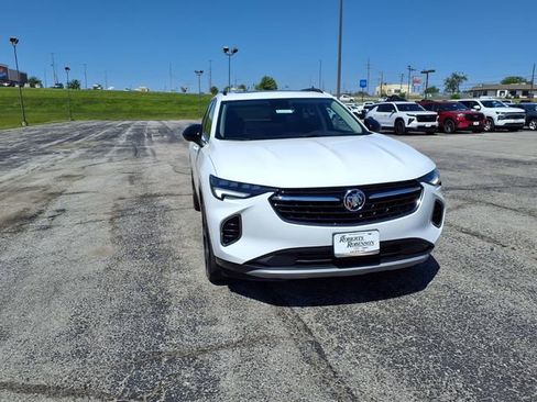 Used 2023 Buick Envision Essence w/ Sport Touring Package AWD/4WD image 4