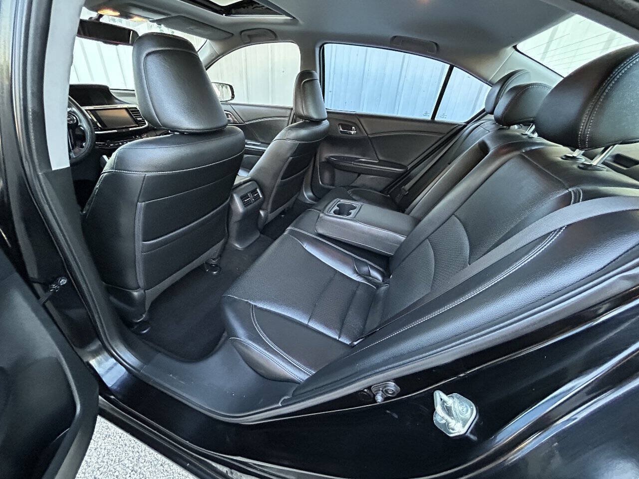Used 2016 Honda Accord EX-L image 36