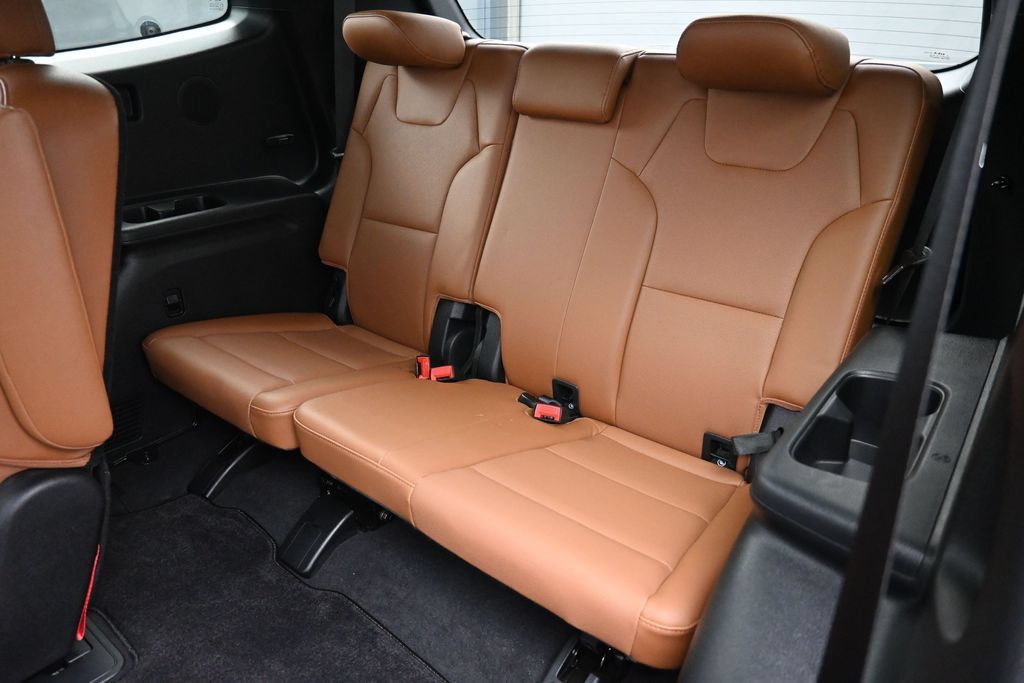 Used 2024 Kia Telluride SX X-Pro AWD/4WD image 12