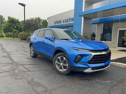 Used 2024 Chevrolet Blazer LT w/ Convenience Package FWD image 1