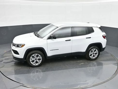Used 2025 Jeep Compass Sport AWD/4WD image 34