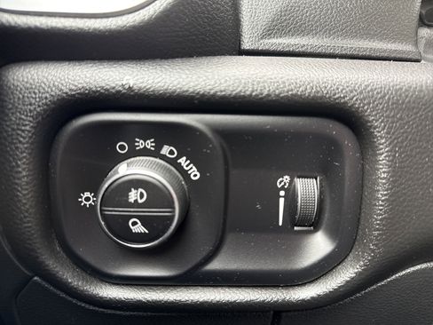 Used 2023 RAM 1500 Big Horn image 19