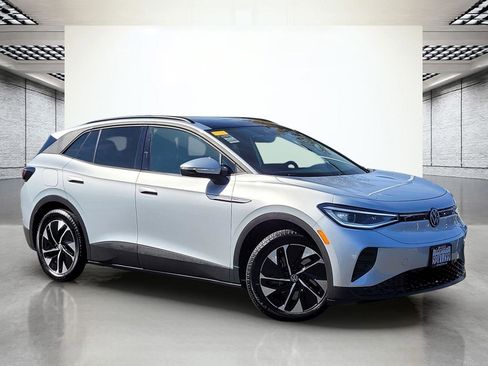 Certified 2022 Volkswagen ID.4 Pro S image 2