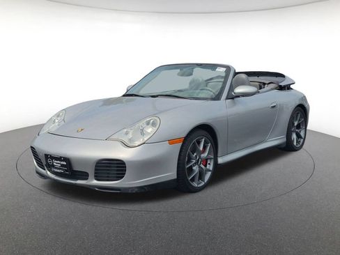 Used 2004 Porsche 911 Carrera RWD image 2