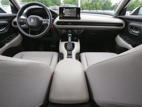 Used 2023 Honda HR-V LX image 37