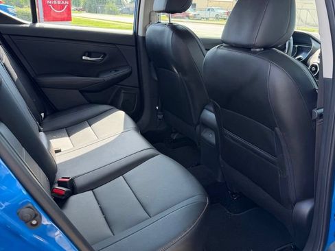 Certified 2022 Nissan Sentra SR w/ SR Premium Package FWD image 10