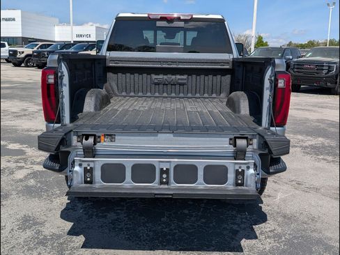 New 2026 GMC Sierra 2500 Denali w/ Denali Reserve Package AWD/4WD image 18