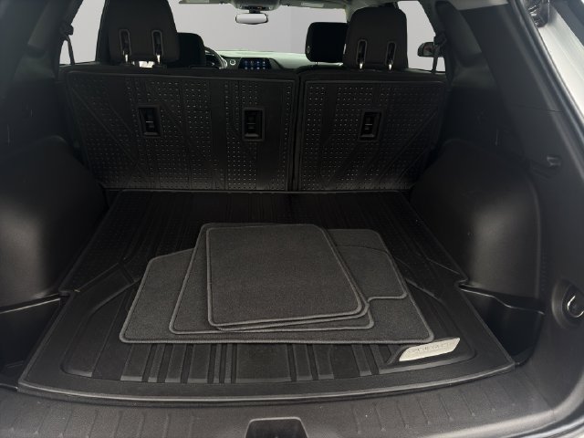 Used 2019 Chevrolet Blazer LT AWD/4WD image 18