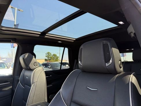 Used 2021 Cadillac Escalade Sport image 23