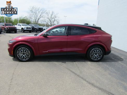 Used 2025 Ford Mustang Mach-E Premium AWD/4WD image 2