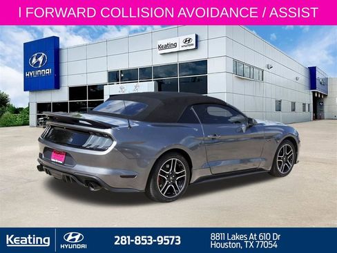 Used 2022 Ford Mustang Premium image 5