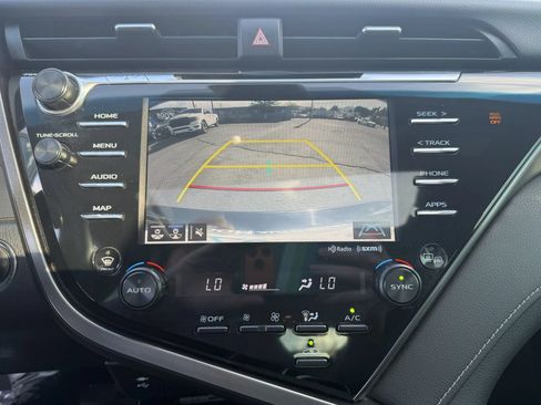 Used 2019 Toyota Camry XSE FWD image 27