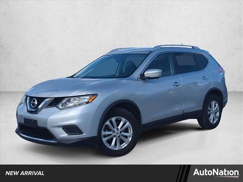 Used 2015 Nissan Rogue SV w/ SV Premium Package image 1