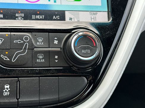 Used 2019 Chevrolet Bolt LT image 30