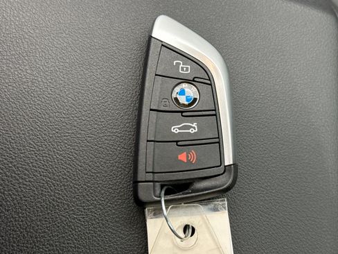Used 2024 BMW 330i xDrive Sedan w/ M Sport Package AWD/4WD image 25