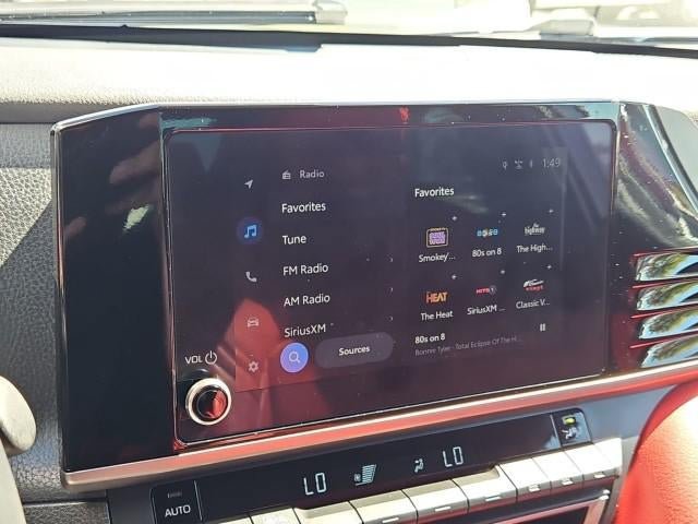 Used 2025 Toyota Camry SE FWD image 13