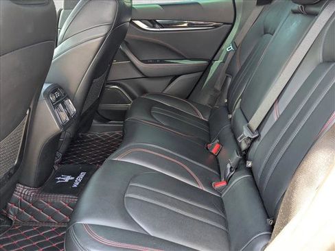 Used 2017 Maserati Levante w/ Sport Package image 18