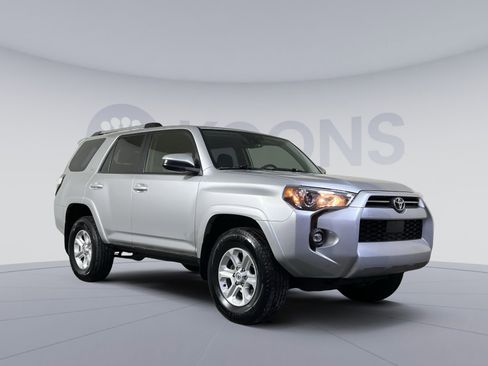 Used 2024 Toyota 4Runner SR5 image 8
