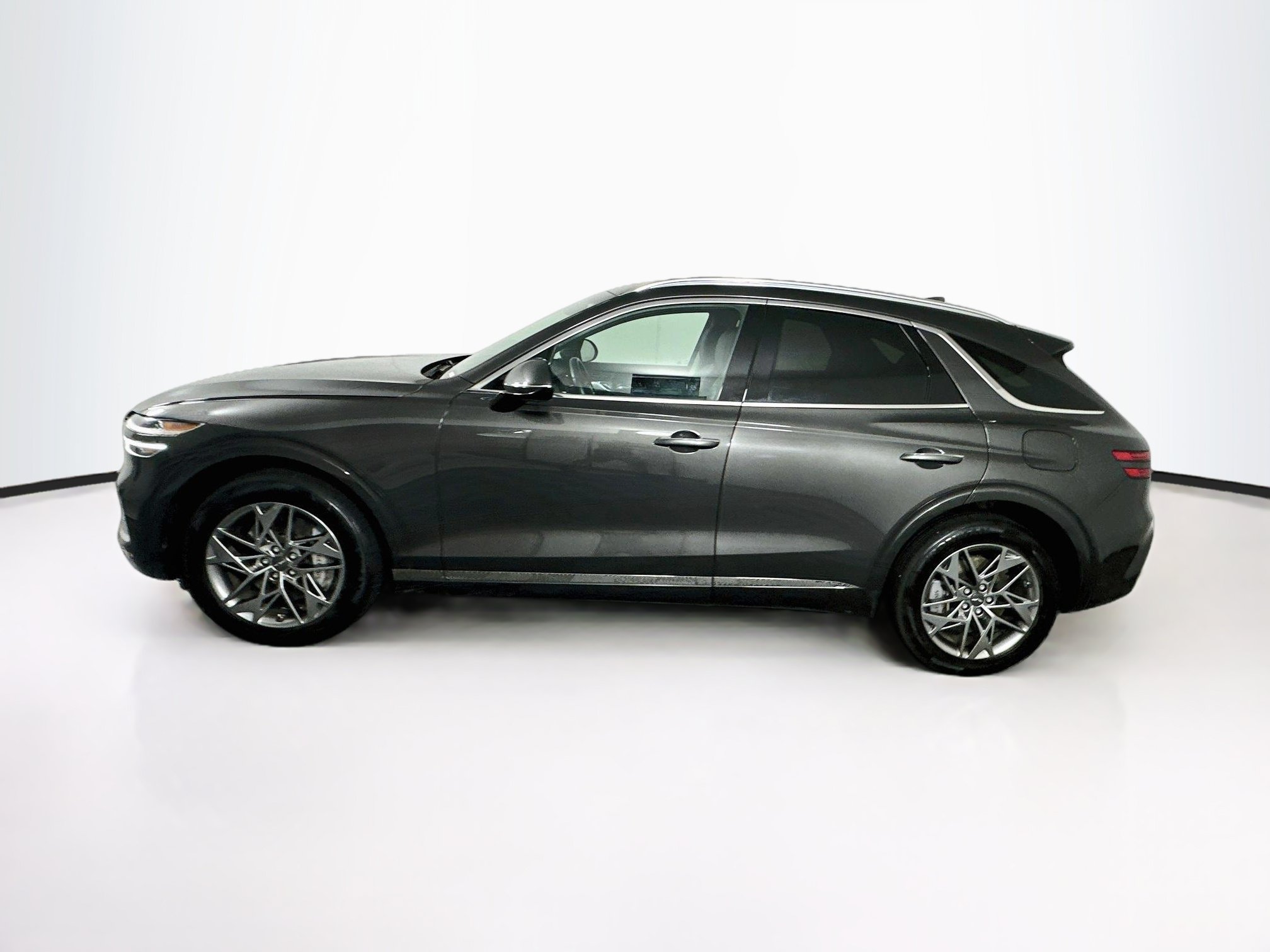 Used 2025 Genesis GV70 2.5T AWD/4WD image 4