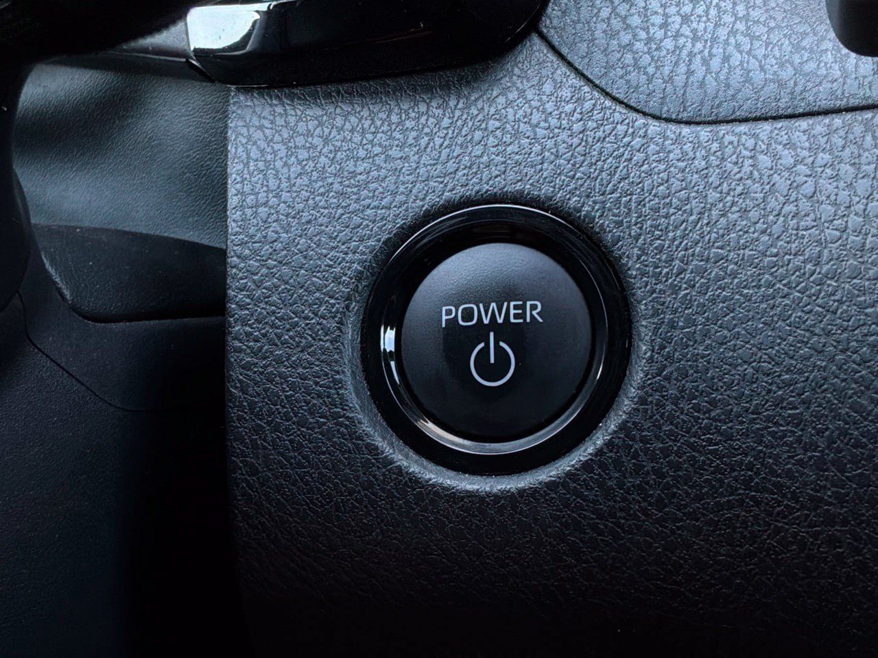 Used 2026 Toyota Camry SE FWD image 30
