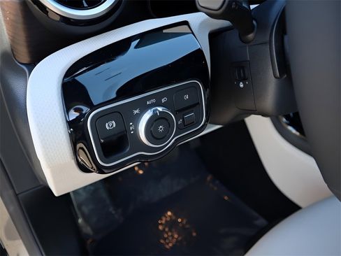 New 2026 Mercedes-Benz CLA 250 4MATIC image 30