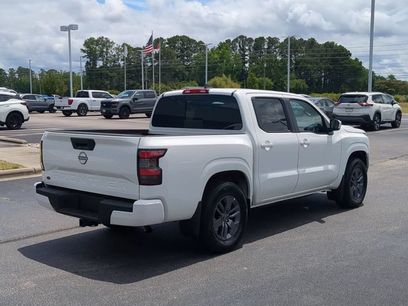 Certified 2025 Nissan Frontier SV w/ SV Convenience Package