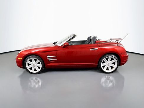 Used 2005 Chrysler Crossfire Limited image 4