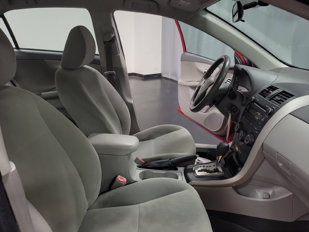 Used 2010 Toyota Corolla LE FWD image 26