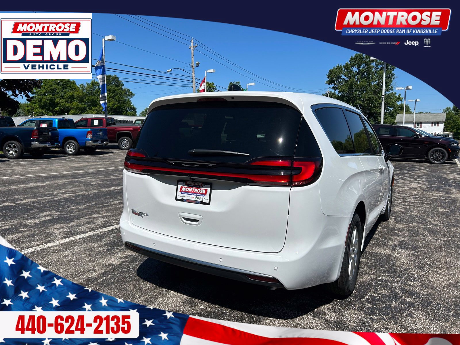 New 2027 Chrysler Pacifica Select w/ Family Tech Group FWD image 6