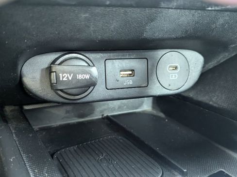 Used 2025 Hyundai Elantra SEL w/ Cargo Package image 24