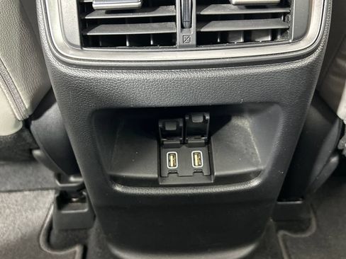 Used 2018 Honda CR-V Touring image 17