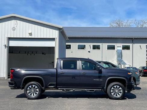 Used 2024 Chevrolet Silverado 2500 Custom w/ Custom Convenience Package AWD/4WD image 16