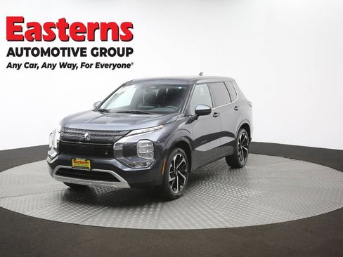 Used 2024 Mitsubishi Outlander SE AWD/4WD image 54