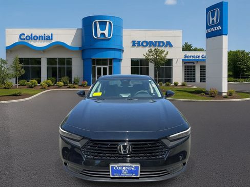 Used 2025 Honda Accord SE image 10