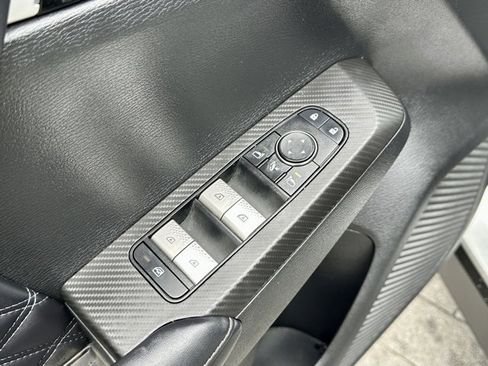 Used 2023 Mitsubishi Outlander SEL Black Edition image 11