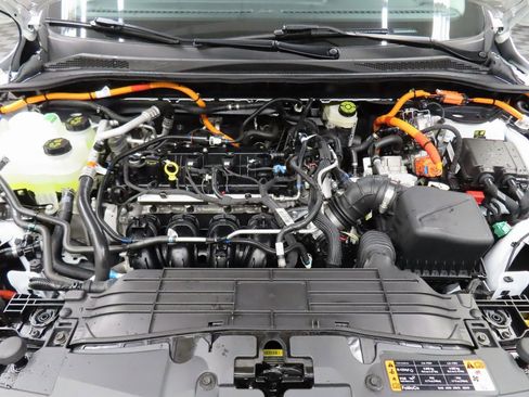 Used 2023 Ford Escape SE image 27