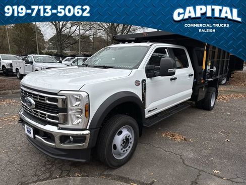 New 2025 Ford F450 XL w/ XL Chrome Package image 4