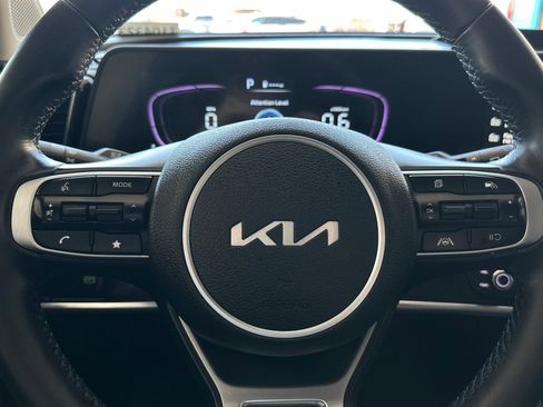 Used 2023 Kia Sportage EX FWD image 23