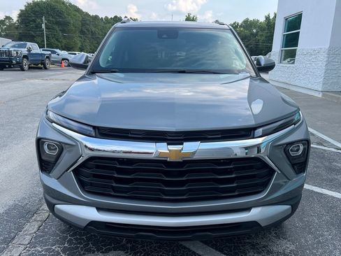 Used 2025 Chevrolet TrailBlazer LT FWD image 5