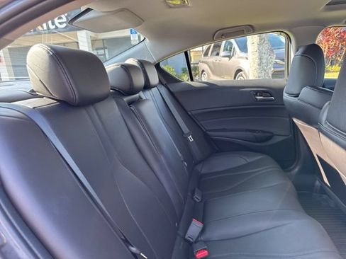 Used 2019 Acura ILX FWD image 16