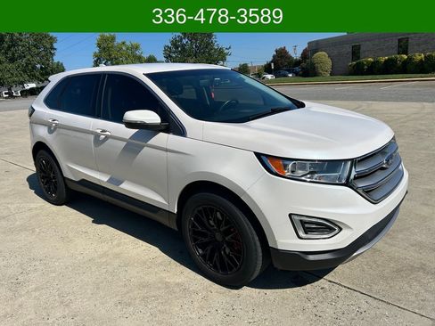 Used 2017 Ford Edge Titanium w/ Technology Package AWD/4WD image 7