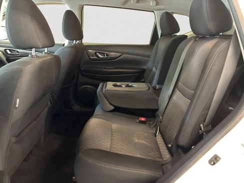 Used 2018 Nissan Rogue SV w/ Premium Package AWD/4WD image 14