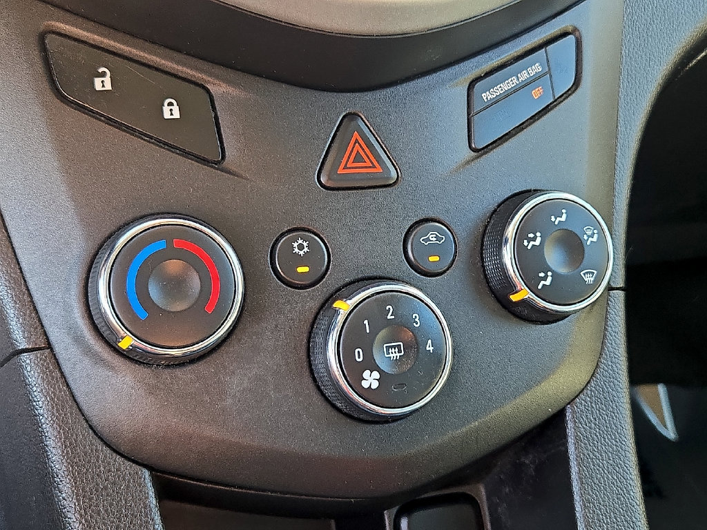 Used 2017 Chevrolet Sonic LT FWD image 19