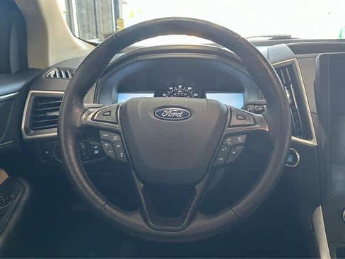 Used 2022 Ford Edge SEL w/ Convenience Package image 7