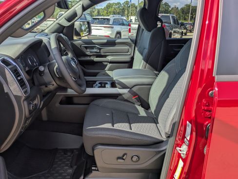 Used 2026 RAM 1500 Big Horn AWD/4WD image 5