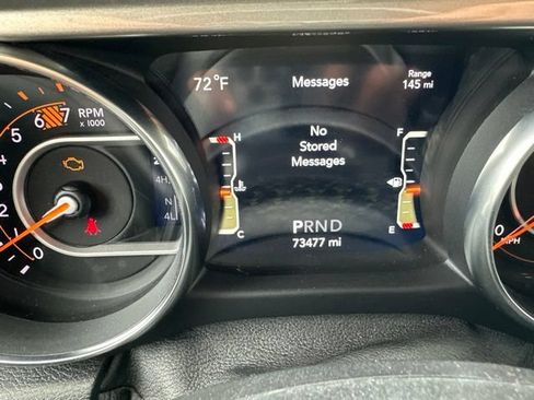 Used 2019 Jeep Wrangler Unlimited Sahara w/ Cold Weather Group AWD/4WD image 27