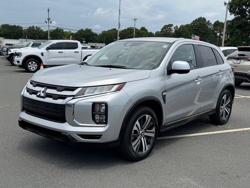 Used 2025 Mitsubishi Outlander Sport ES AWD/4WD image 8