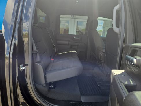 Certified 2024 Chevrolet Silverado 2500 Custom w/ Custom Value Package AWD/4WD image 17